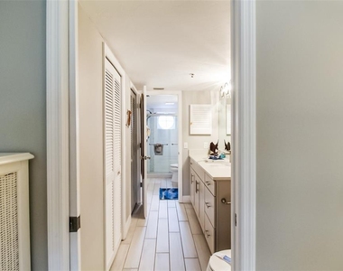 1313 Siesta Bayside Drive - Photo Thumbnail 17