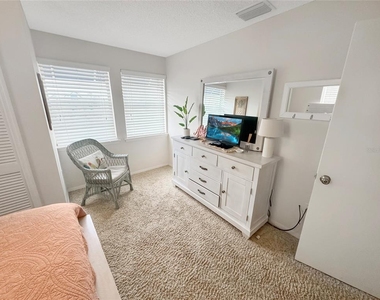 1350 Siesta Bayside Drive - Photo Thumbnail 13