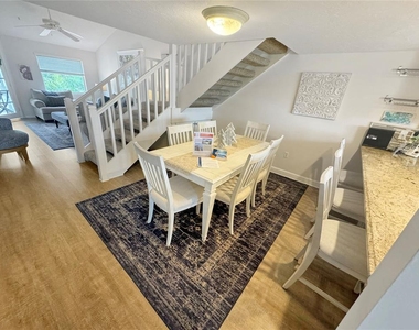 1350 Siesta Bayside Drive - Photo Thumbnail 3