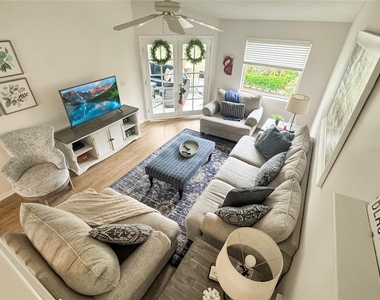 1350 Siesta Bayside Drive - Photo Thumbnail 2