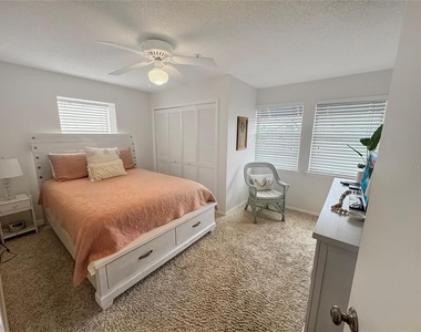 1350 Siesta Bayside Drive - Photo Thumbnail 14