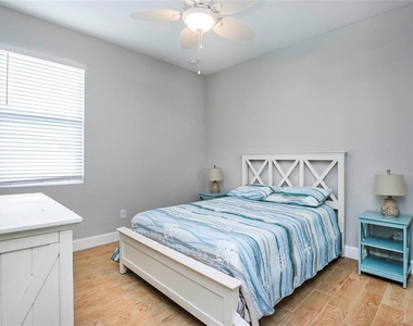 4446 Bayano Street - Photo Thumbnail 14