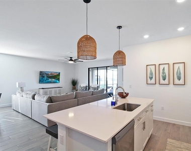 5236 Blue Crush Street - Photo Thumbnail 25