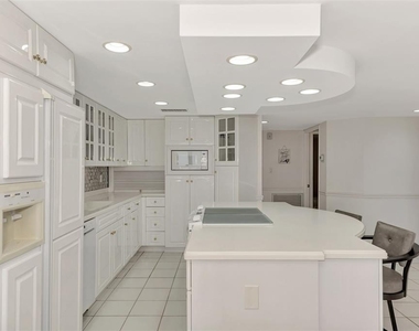 4900 Ocean Boulevard - Photo Thumbnail 13