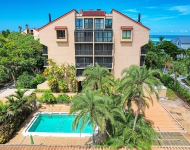 4900 Ocean Boulevard - Photo Thumbnail 1