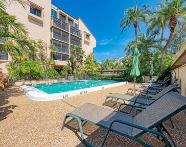 4900 Ocean Boulevard - Photo Thumbnail 58