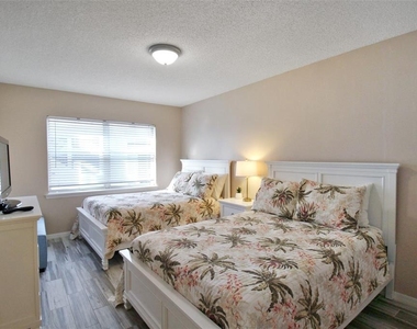 1328 Siesta Bayside Drive - Photo Thumbnail 24