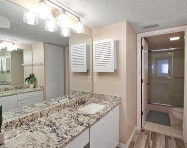 1328 Siesta Bayside Drive - Photo Thumbnail 20