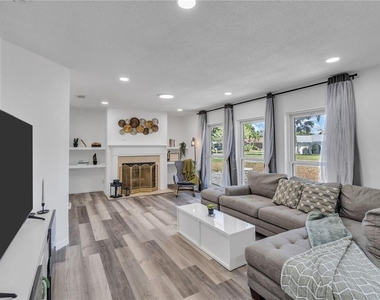 1212 63rd Street Nw - Photo Thumbnail 1