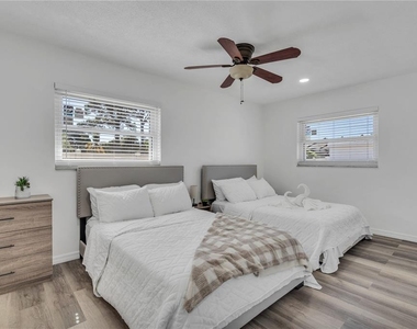 1212 63rd Street Nw - Photo Thumbnail 21