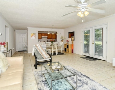 1877 Toucan Way - Photo Thumbnail 9