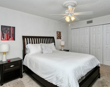 1877 Toucan Way - Photo Thumbnail 22