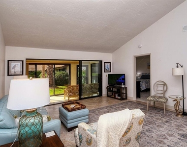 3131 Windrush Bourne - Photo Thumbnail 5