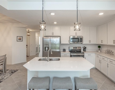 12140 Wellen Golf Street - Photo Thumbnail 15
