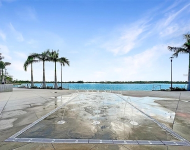 12140 Wellen Golf Street - Photo Thumbnail 45