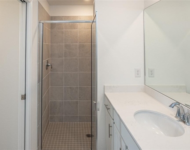 12140 Wellen Golf Street - Photo Thumbnail 27