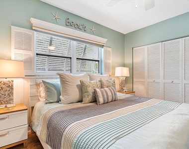 5621 Gulf Of Mexico Drive - Photo Thumbnail 16