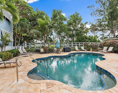 5621 Gulf Of Mexico Drive - Photo Thumbnail 33