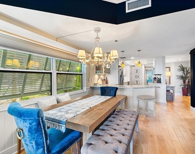 5621 Gulf Of Mexico Drive - Photo Thumbnail 4