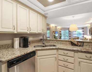 1326 Siesta Bayside Drive - Photo Thumbnail 10