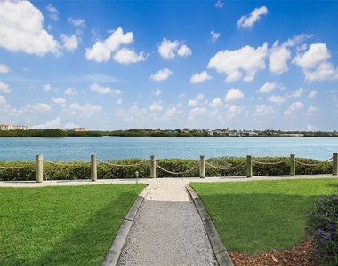 1389 Siesta Bayside Drive - Photo Thumbnail 2