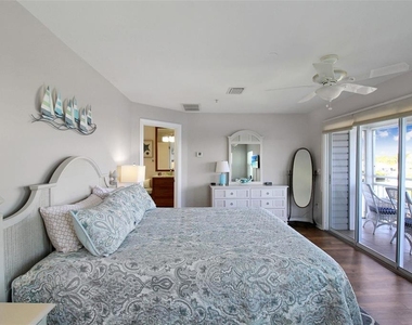 1389 Siesta Bayside Drive - Photo Thumbnail 41