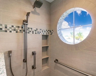 1389 Siesta Bayside Drive - Photo Thumbnail 52