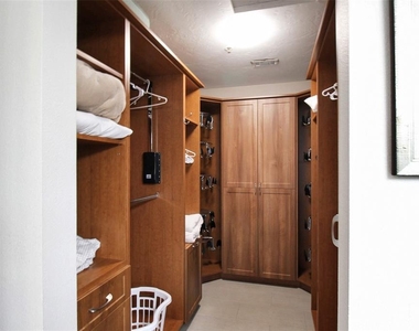 1389 Siesta Bayside Drive - Photo Thumbnail 49