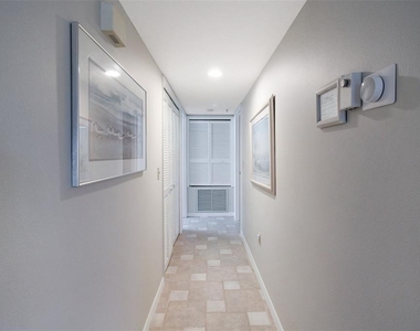 1338 Siesta Bayside Drive - Photo Thumbnail 29