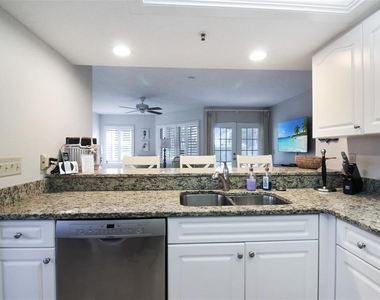 1338 Siesta Bayside Drive - Photo Thumbnail 11
