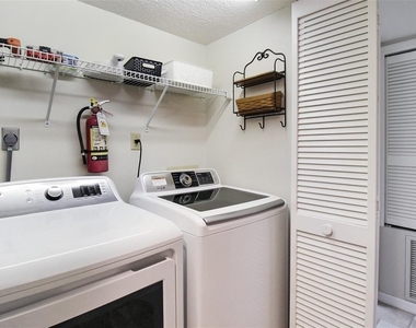 1338 Siesta Bayside Drive - Photo Thumbnail 30