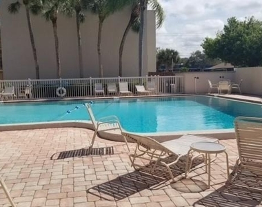 2666 Woodgate Lane - Photo Thumbnail 16