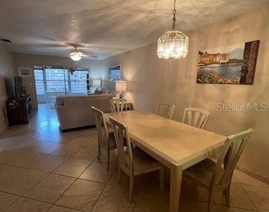 2666 Woodgate Lane - Photo Thumbnail 3