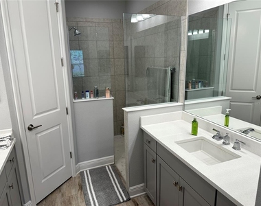 4723 Willow Bend Avenue - Photo Thumbnail 17