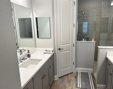 4723 Willow Bend Avenue - Photo Thumbnail 18