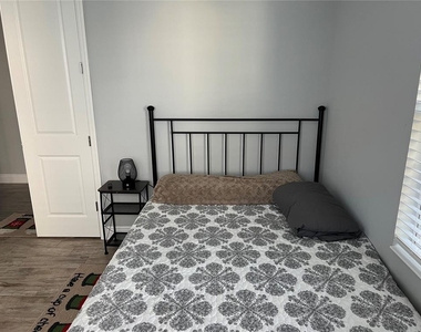 4723 Willow Bend Avenue - Photo Thumbnail 27