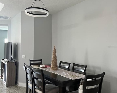 4723 Willow Bend Avenue - Photo Thumbnail 11