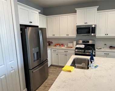4723 Willow Bend Avenue - Photo Thumbnail 10