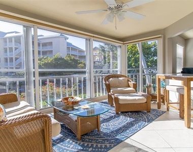 1340 Siesta Bayside Drive - Photo Thumbnail 2