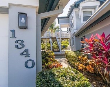 1340 Siesta Bayside Drive - Photo Thumbnail 1