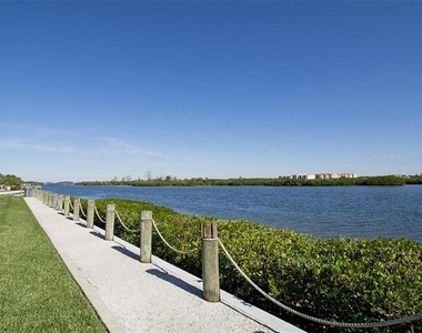1340 Siesta Bayside Drive - Photo Thumbnail 36