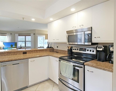 1260 Siesta Bayside Drive - Photo Thumbnail 9