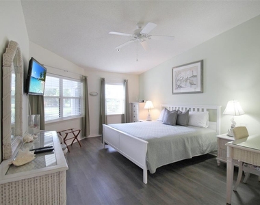 1260 Siesta Bayside Drive - Photo Thumbnail 24