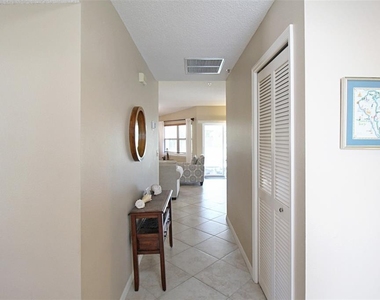 1260 Siesta Bayside Drive - Photo Thumbnail 4