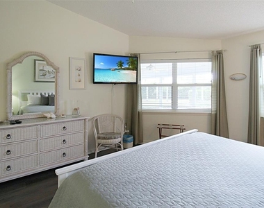 1260 Siesta Bayside Drive - Photo Thumbnail 26