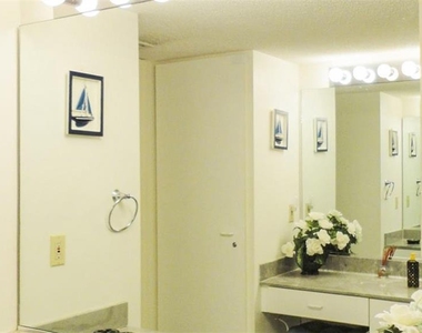 1318 Siesta Bayside Drive - Photo Thumbnail 11