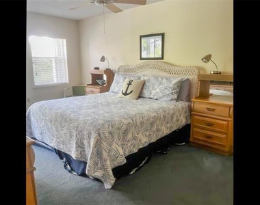 1318 Siesta Bayside Drive - Photo Thumbnail 9