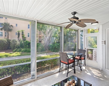 1374 Siesta Bayside Drive - Photo Thumbnail 4