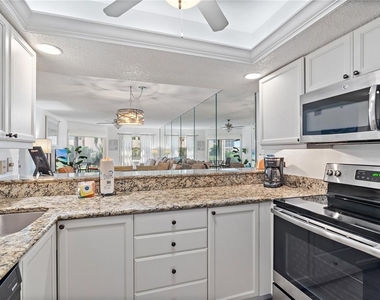 1374 Siesta Bayside Drive - Photo Thumbnail 13