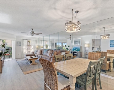 1374 Siesta Bayside Drive - Photo Thumbnail 10